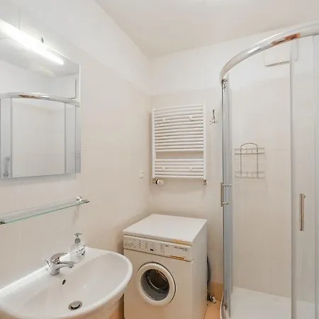 Guestin 2room Apt @ Nademlejnska Apartament Praga